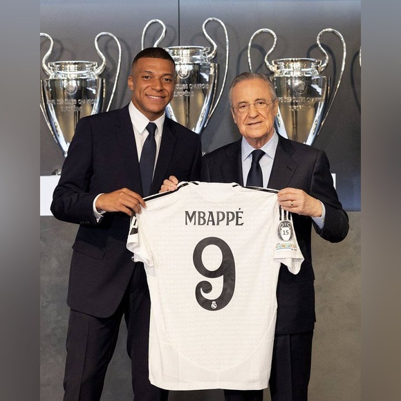 Mbappe #9 real madrid jersey - Picture 2 of 4